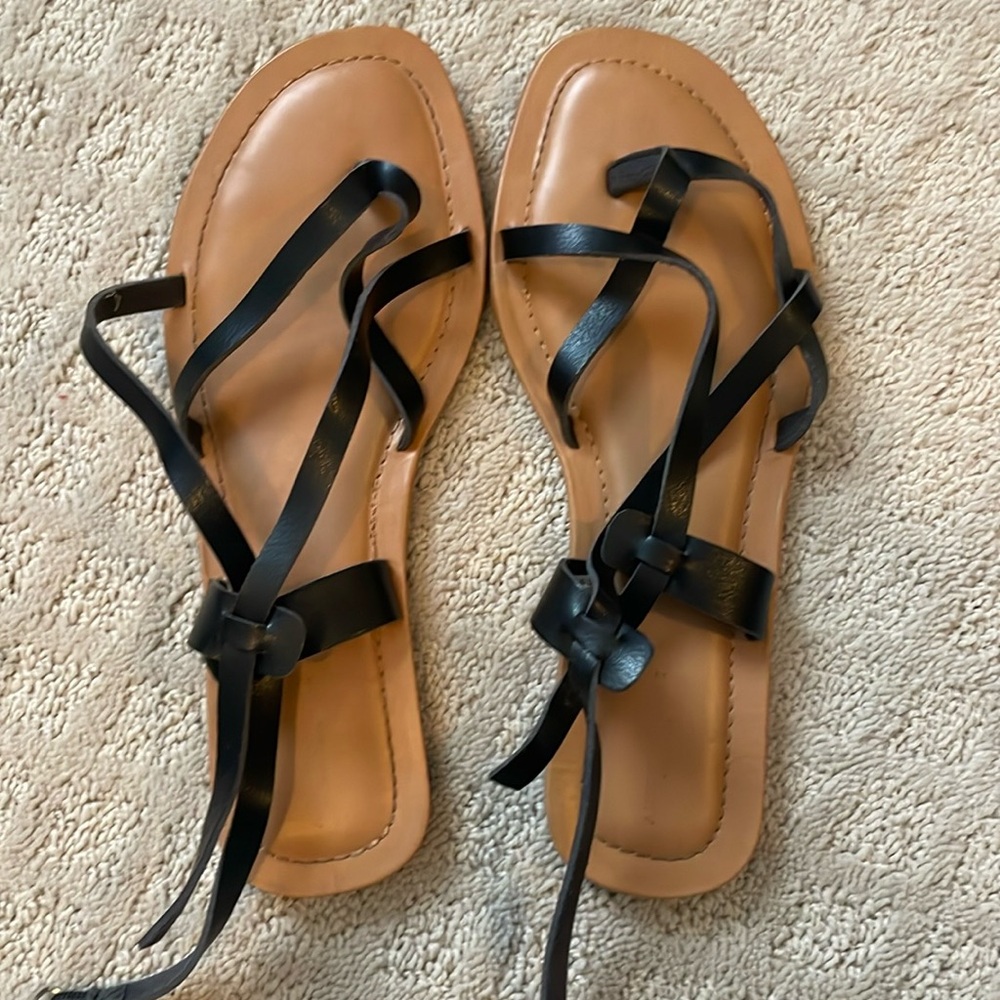 American Eagle sandals